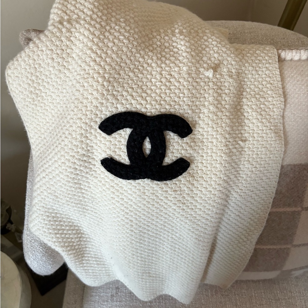 Chanel Cream Knit Scarf with CC Logo